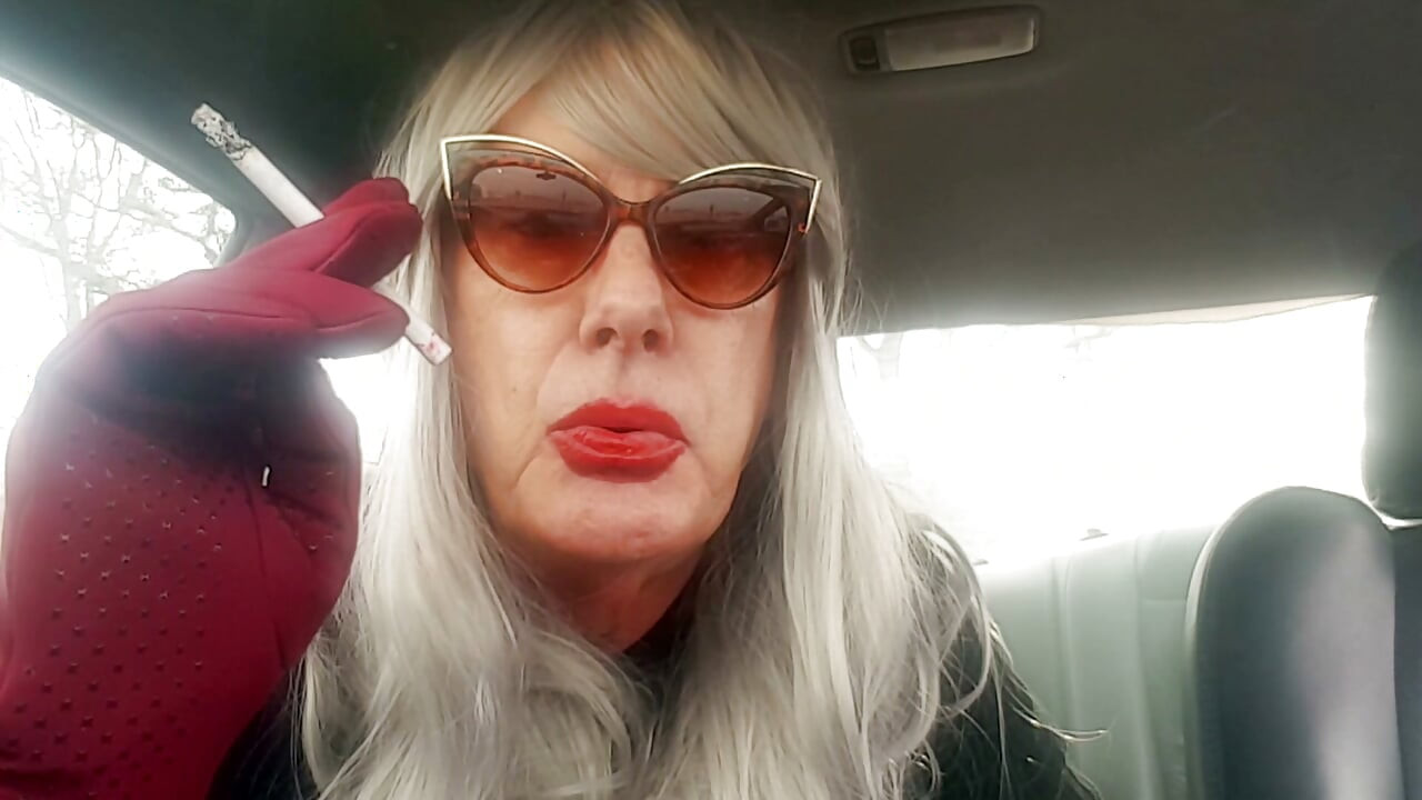 Mrs. Roman VS 120 smoking compilation -- tt's been such a longggg time