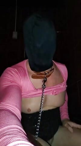 Unacerdaamaricona sauna dancer