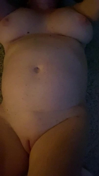 Chubby mature, shaking orgasm