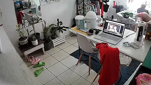 Im zimmer meiner frau, Während ich weg bin