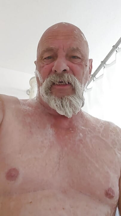 Cum Shower with me
