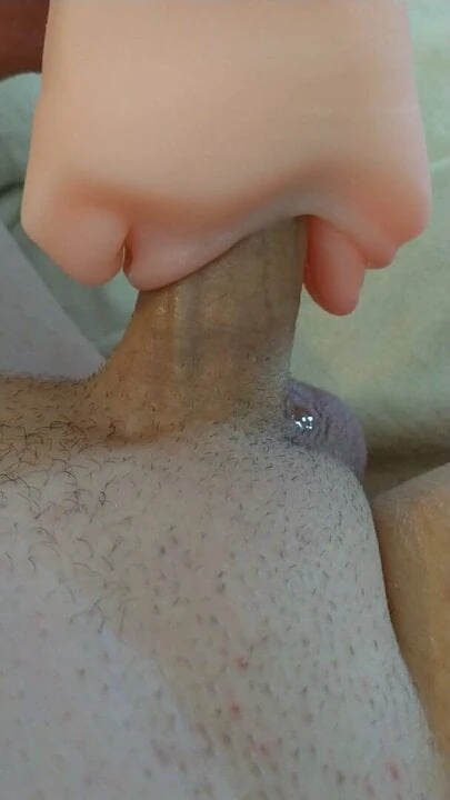 새 장난감으로 따먹기