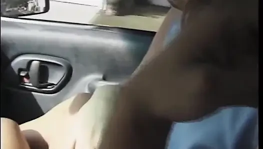 Dua lesbian jadul lagi asik ngentot pakai dildo ukuran raksasa