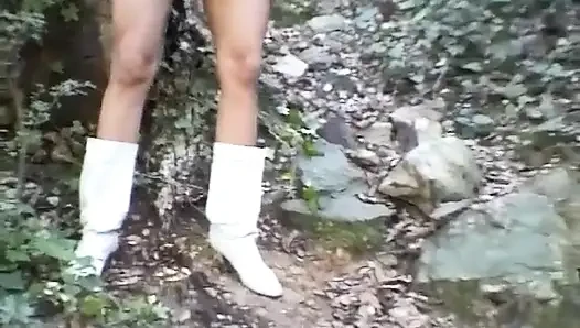 Ormanda sidik pantolon