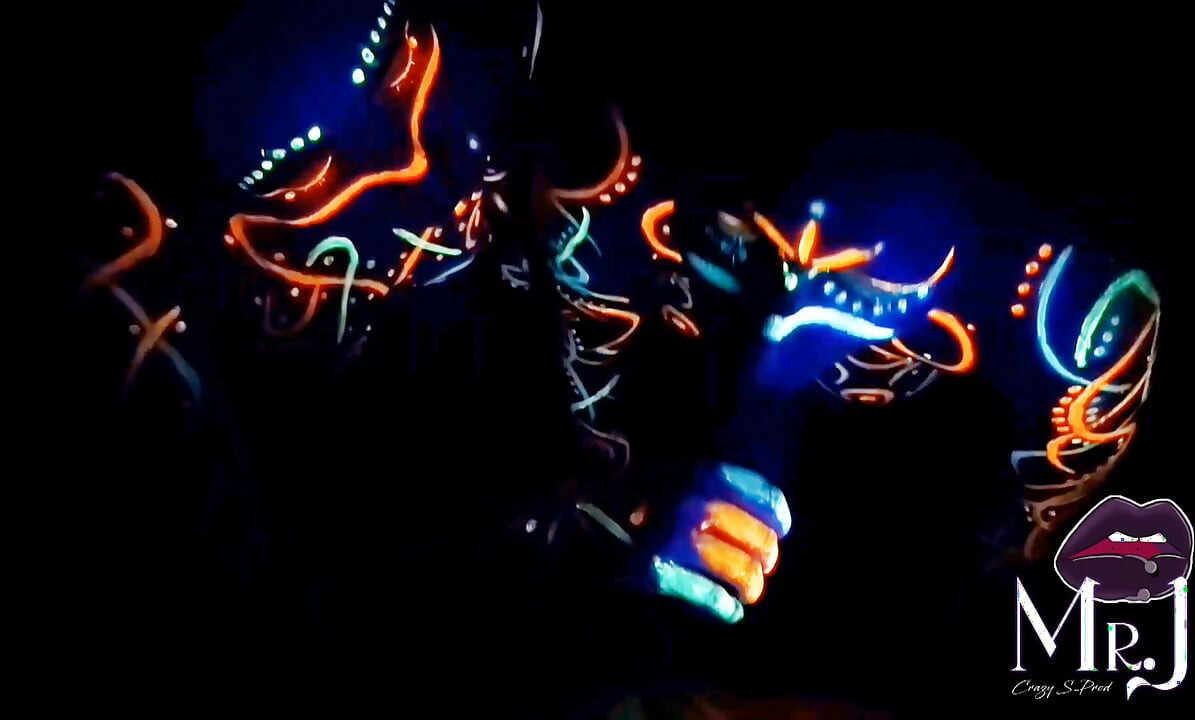 Sex and Uv Painting with Nyx & Dmona