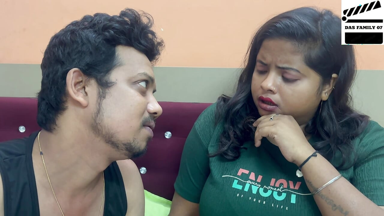 BAARE DUDHWALI BHABI OR THARKI DEWAR KI CHUDAI RAW CLIPS