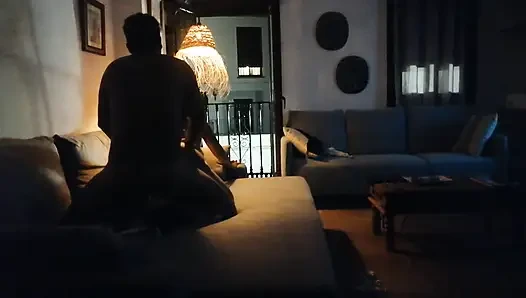 Açık pencerede sikişiyor - bölüm 2