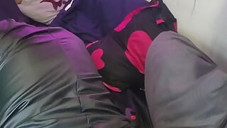 מכונת זיון מיני של לובנס בתחת אנאלי