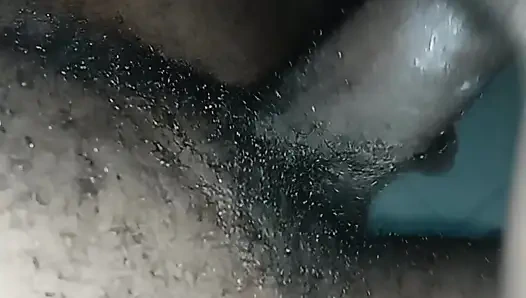 Gadis Afrika Selatan Menunggangi Tukang Ledeng