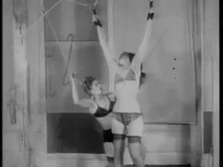 Vintage stripperfilm - b -pagina bondage