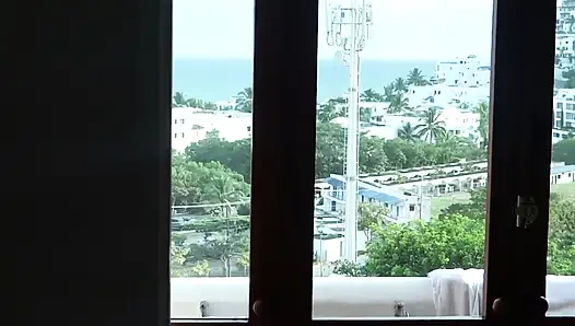 On the beach I enjoy stepmom and I jerk off, I want to fuck her