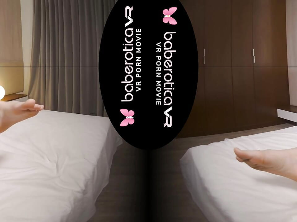 यूक्रेन की Miss Nikki Hill vr में आपके लिए हस्तमैथुन करना चाहती है