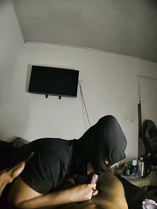 목구멍 챔피언 블랙 마스크