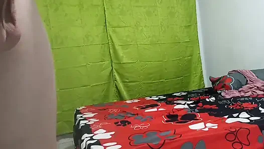 Kız arkadaşımı yanlışlıkla üvey annem için yanlış gördüm