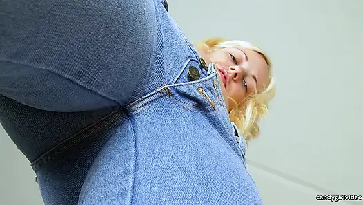 Danielle Trixie - Nice 'n' Tight 4K
