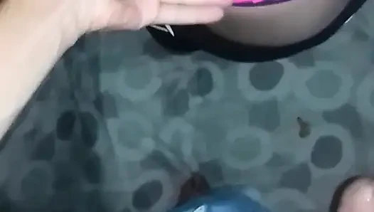 Pov - cewek hot rambut pirang lagi asik nyepong kontolku dan kami ngentot gaya doggy habis-habisan