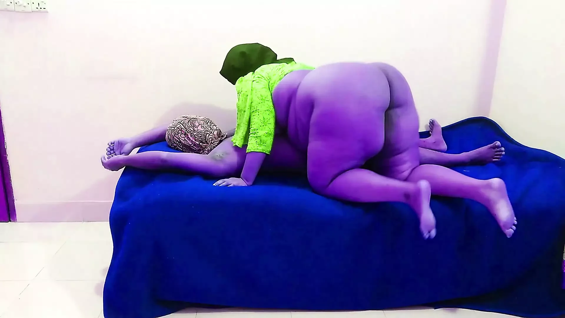 Hot Mom Fuck her Stepson with hands tied when she was supper horny!