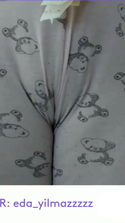 CAMELTOE- MASTURBATION IN PAJAMAS- TURKISH MILF- TURKISH PORN | Clip 2