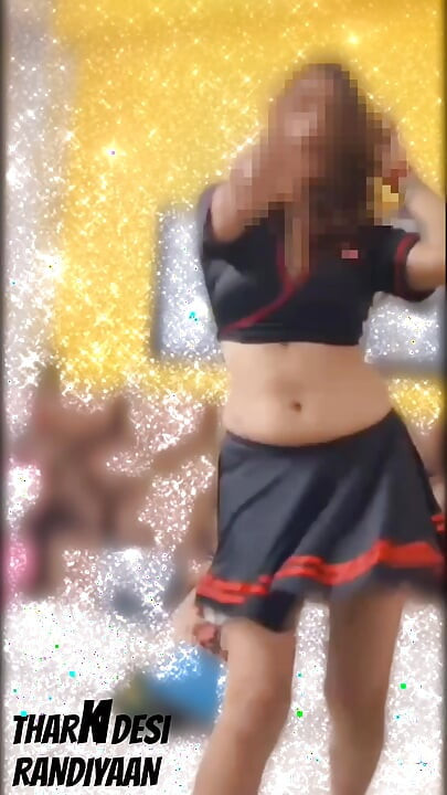 THARKI DESI RANDIYAN - EPISODE 02 : INDIAN SLUT PRIYA SHARMA CRAZY TEASE SHOW