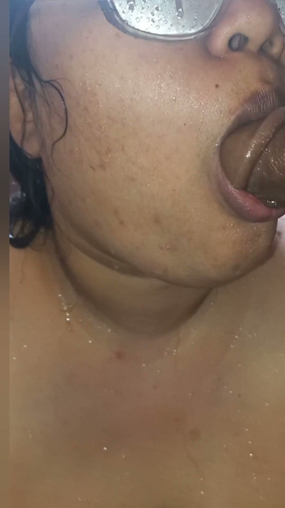 Indian Bbw Bhabhi Giving Blowjob In Shower | Clip 2