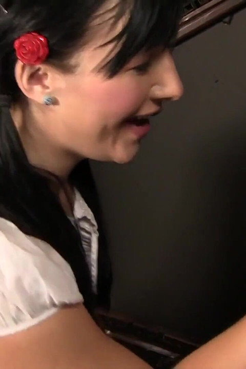 Ashli Orion สารภาพในรองเท้าบูทรูสอดควย