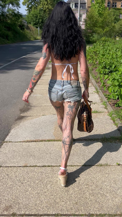Run after me fast -  I'm waiting for you!!