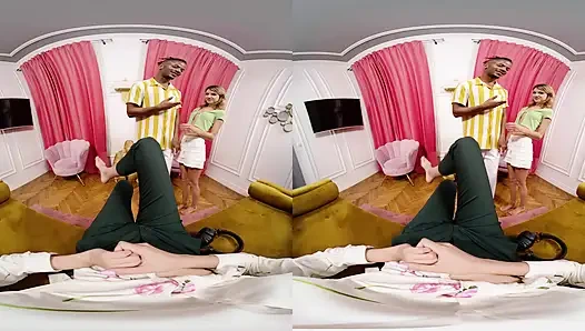 Pacarmu nawarin kamu seks threesome untuk hari valentine