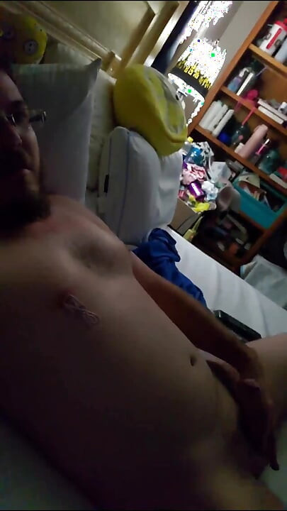Im bed jerking