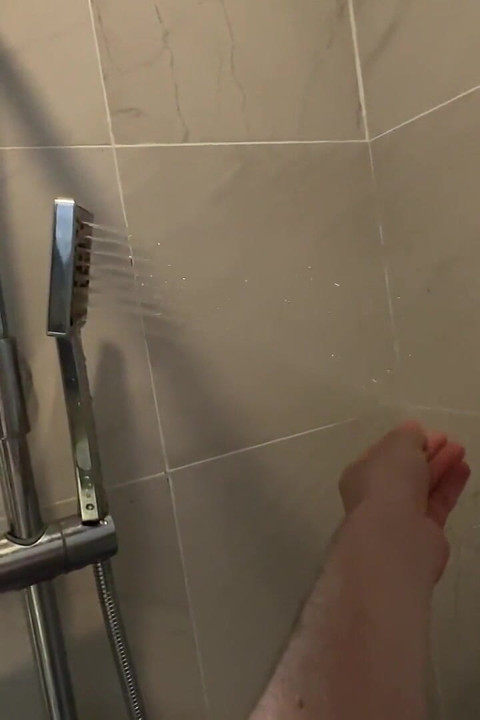 My Stepsister Didn't Let Me Take a Shower and We Had a Good Fuck.