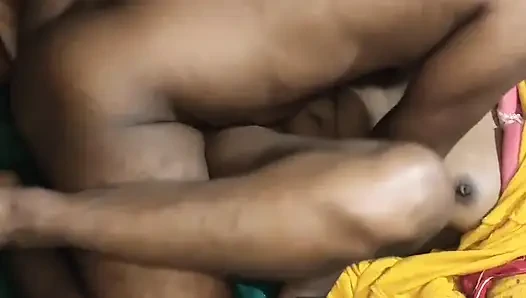 Indian Desi xvideo Marry Bhabhiji ko sex kiya Ghar par Hindi mein Mast Bate karke choda