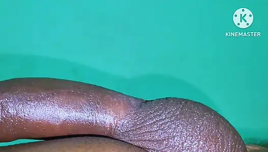 18+ azgın hizmetçi kız erkek arkadaşına ateşli yağ malish verdi