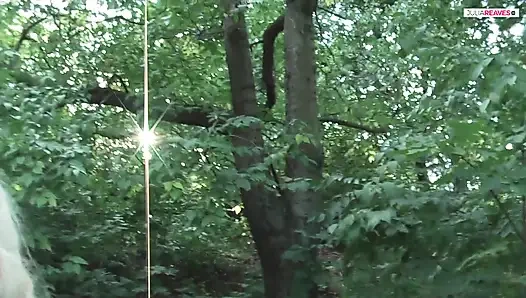 Что мне лучше, круглая лапка или мясистый член