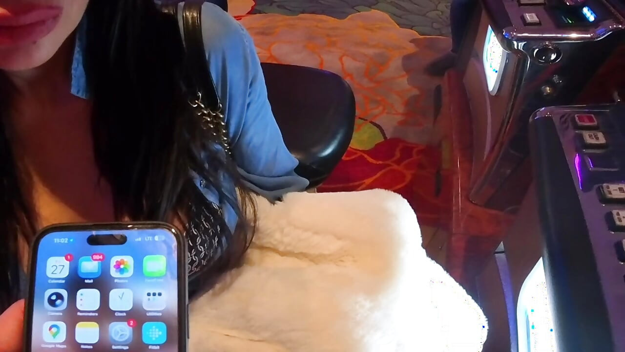 I was losing at slots so I invited a winner to fuck me in my suite