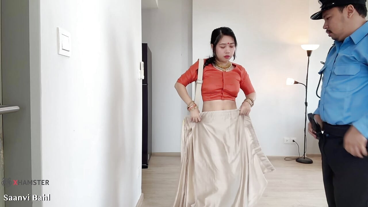 Indian Police, Saanvi Bahl seduce with hardcore Blowjob for Security Guy