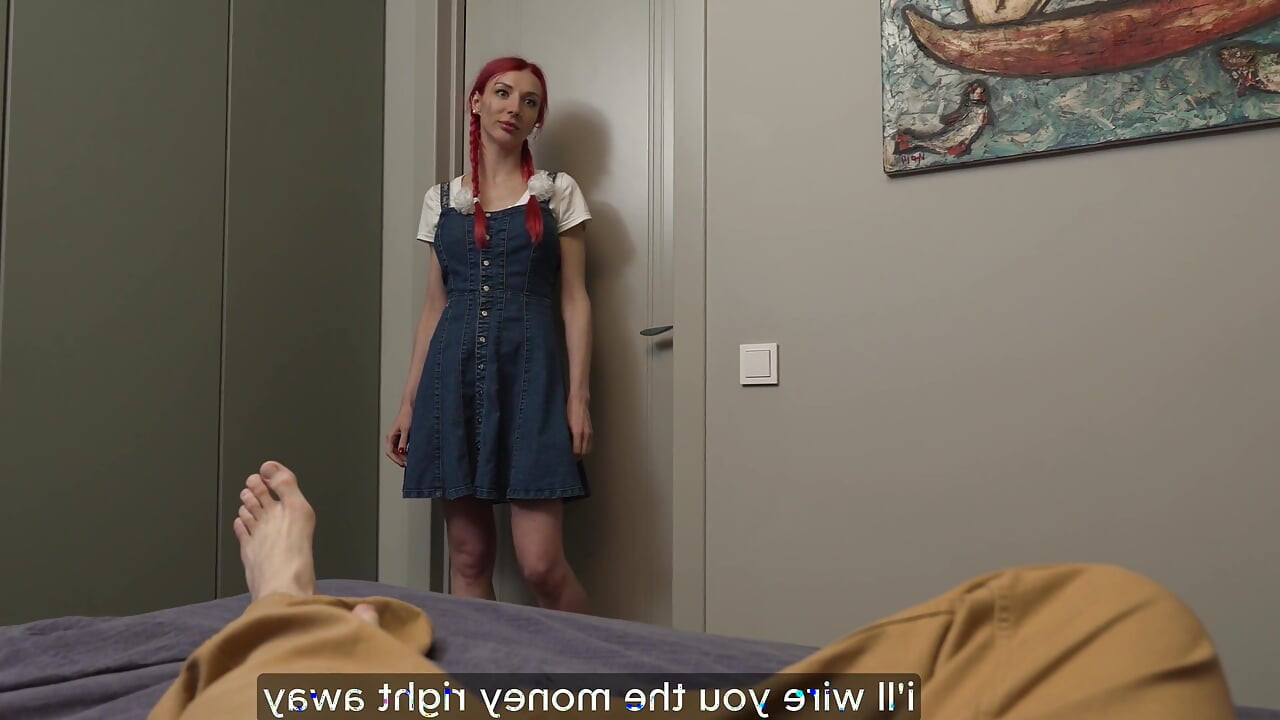 Bonă cu părul roșcat cu țâțe mari călărește o pulă