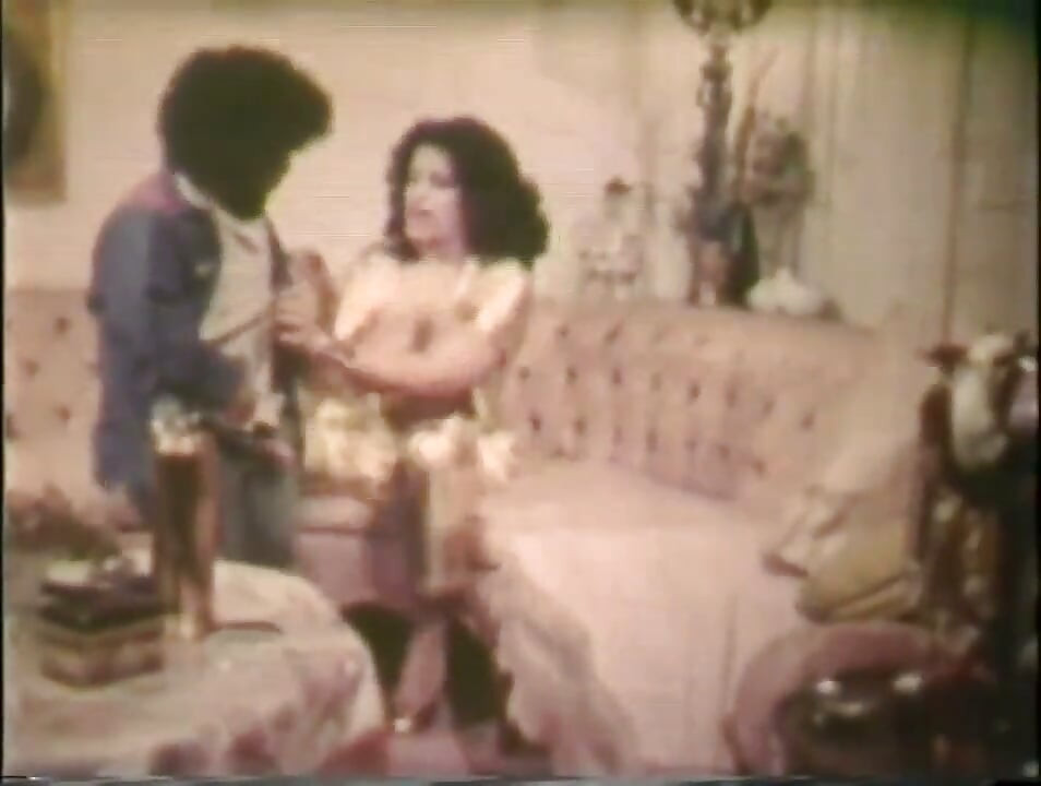 Midget vintage fucks a big juggs black girls