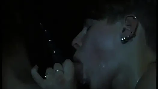 Spät in der nacht, glory-hole-orgie