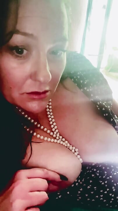 Hotwife Confession: Teasing My Cuck with BBC Fantasies
