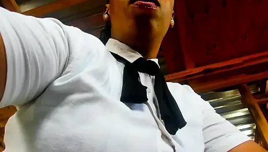 Bermain peran menghukum pria mesum karena bermain porno di perpustakaan