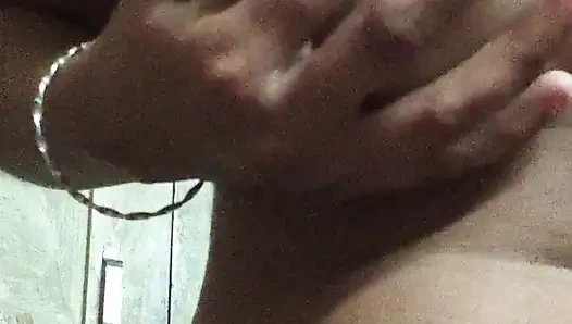 Güzel desi kız yatak odası sahnesi