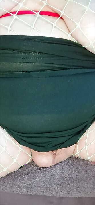 Journey to the Centre of Mommy's Skirt