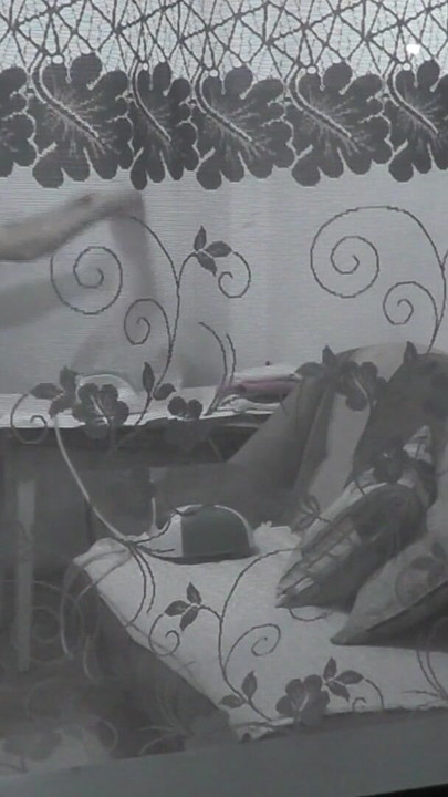 Unforgettable moment from "Naked stepdaughter ironing clothes does not hesitate to flash stepdad"