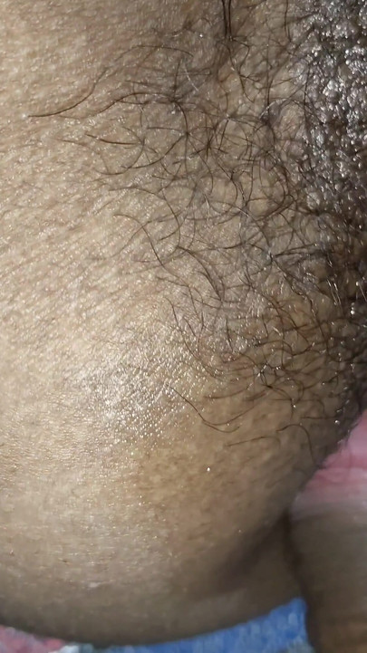 The Indian desi hot girl felt like a lot and came to her boyfriend and put her legs high and got her ass. | Clip 1