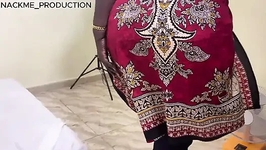 Büyük götlü ucuz nine fahişe ait olmak istiyor