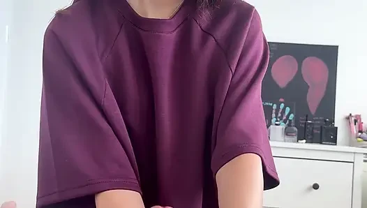 Ria Reigns erkeğini azdırıyor ve domine ediyor