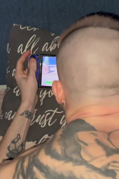 #419 Stepdad Fucks Me While I Play Fortnite
