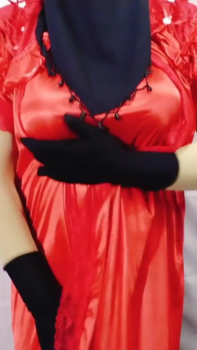 Spectacular moment from "Indian hot beautiful Bhabhi dancing and having sex openly in her room"