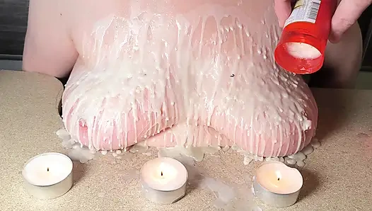 Payudara dengan lilin panas dan kemudian memukul