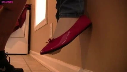 Caroline in ballet flats, throat lift test shoot