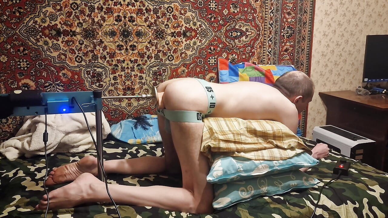 Hot Sasha Earth having sex with a Fucking machine